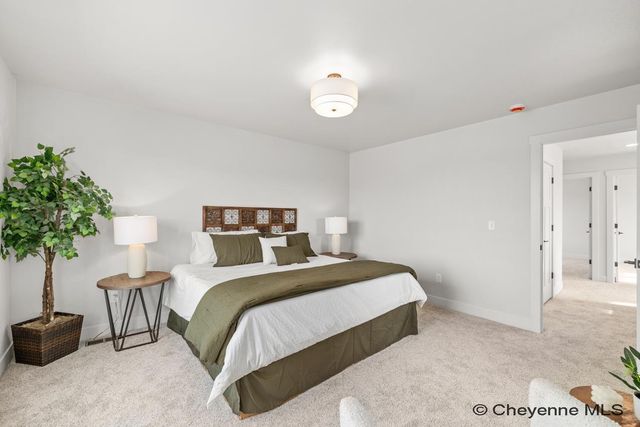1421 OPEN RANGE RD, Cheyenne, WY 82007