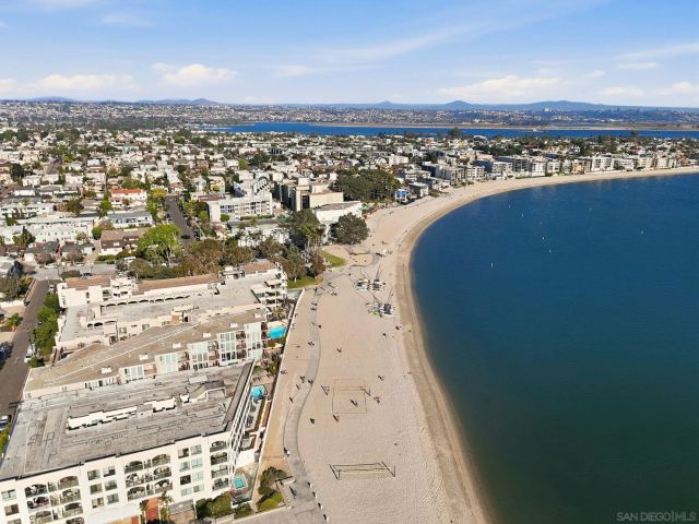 4016 Gresham D1, San Diego, CA 92109