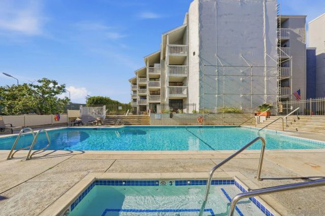 4016 Gresham D1, San Diego, CA 92109