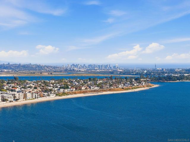 4016 Gresham D1, San Diego, CA 92109