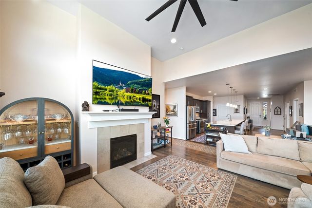 9410 Bowthorpe Street SE, Olympia, WA 98513