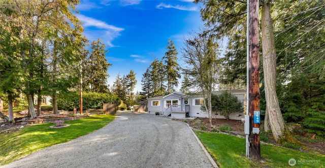 1649 Oak Ridge Drive, Camano Island, WA 98282