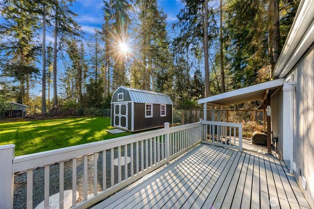 1649 Oak Ridge Drive, Camano Island, WA 98282