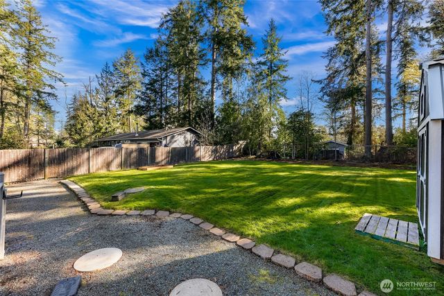1649 Oak Ridge Drive, Camano Island, WA 98282