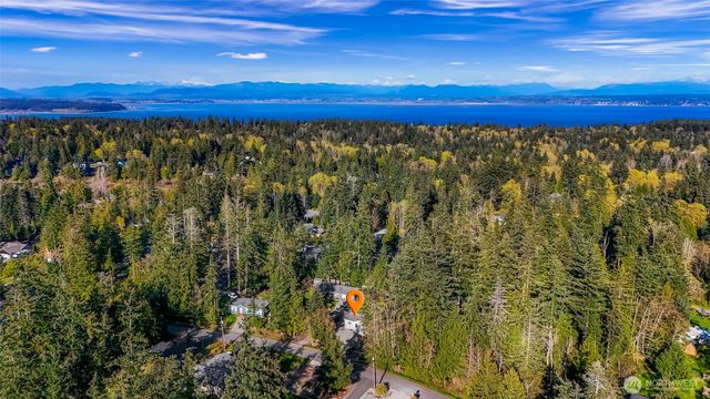 1649 Oak Ridge Drive, Camano Island, WA 98282