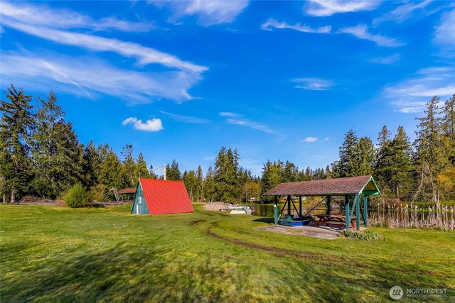 1649 Oak Ridge Drive, Camano Island, WA 98282