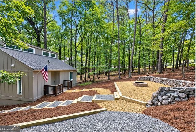 110 Indian ridge Court, Waleska, GA 30183