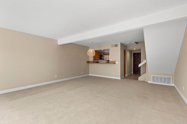 6976 Batiquitos Drive, Carlsbad, CA 92011