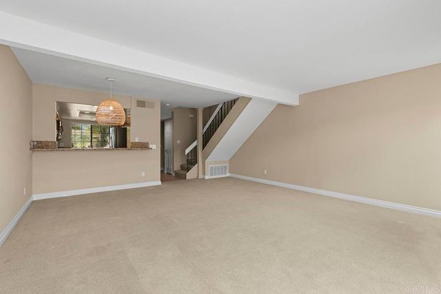 6976 Batiquitos Drive, Carlsbad, CA 92011