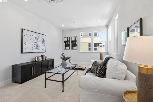 1045 1045 Spiedini Ter, San Ramon, CA 94583