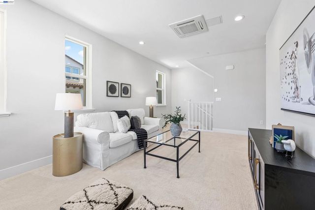 1045 1045 Spiedini Ter, San Ramon, CA 94583