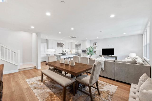 1045 1045 Spiedini Ter, San Ramon, CA 94583