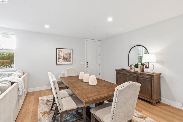 1045 1045 Spiedini Ter, San Ramon, CA 94583