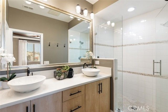 1702 Fairlead Avenue, Carlsbad, CA 92011