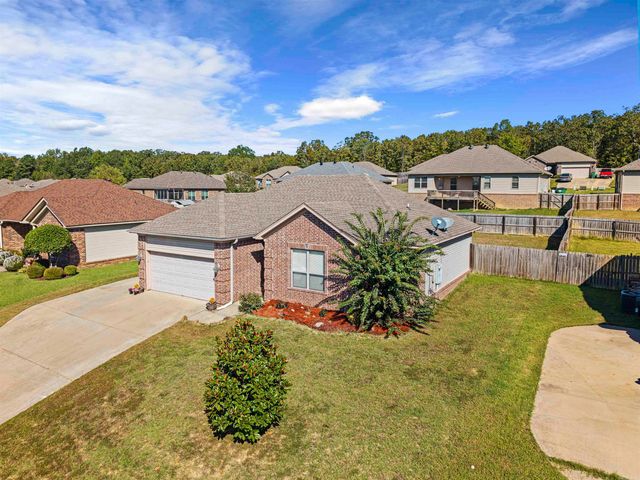 704 Rolling Rock Drive, Austin, AR 72007