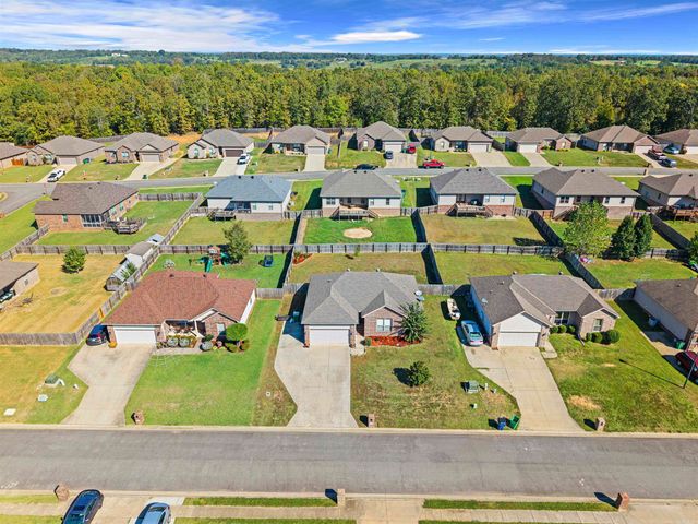 704 Rolling Rock Drive, Austin, AR 72007