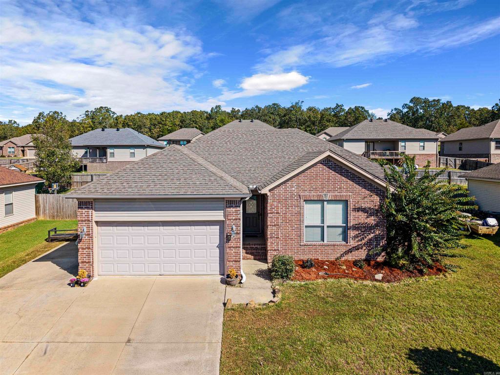 704 Rolling Rock Drive, Austin, AR 72007