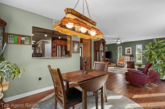 6654 Orion Road, Rochester Hills, MI 48306