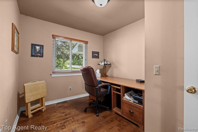 6654 Orion Road, Rochester Hills, MI 48306