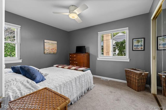 6654 Orion Road, Rochester Hills, MI 48306