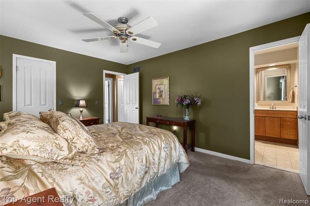 6654 Orion Road, Rochester Hills, MI 48306