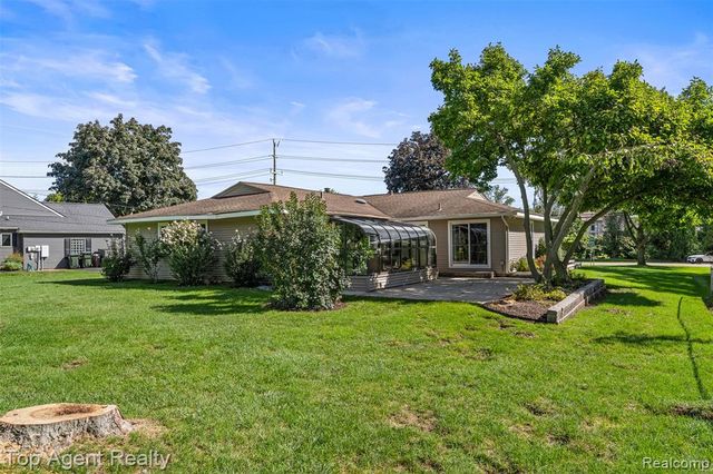 6654 Orion Road, Rochester Hills, MI 48306