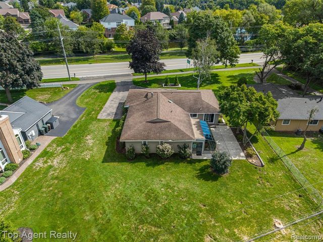 6654 Orion Road, Rochester Hills, MI 48306