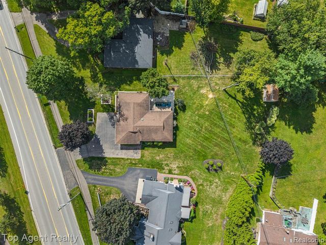 6654 Orion Road, Rochester Hills, MI 48306