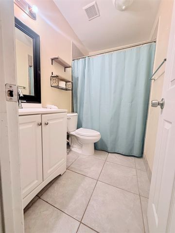 3702 Lindsey Court, Arlington, TX 76015
