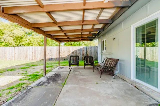 3702 Lindsey Court, Arlington, TX 76015