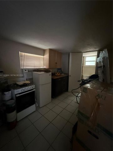 1541 NE 205th Ter, Miami, FL 33179