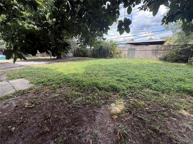 1541 NE 205th Ter, Miami, FL 33179