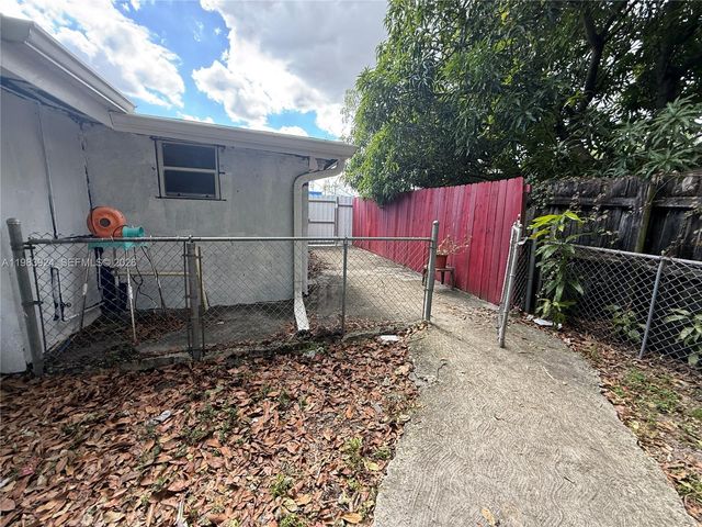 1541 NE 205th Ter, Miami, FL 33179