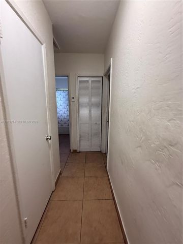 1541 NE 205th Ter, Miami, FL 33179