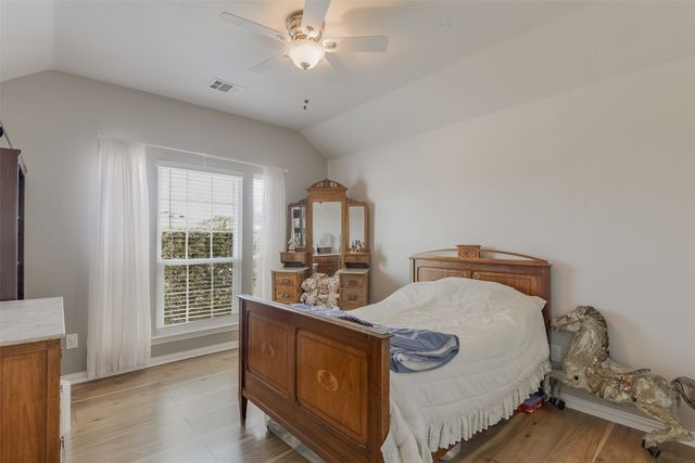 603 Columbia Avenue, Waxahachie, TX 75165