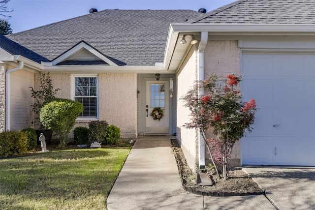 603 Columbia Avenue, Waxahachie, TX 75165