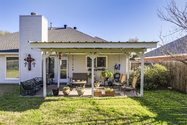 603 Columbia Avenue, Waxahachie, TX 75165