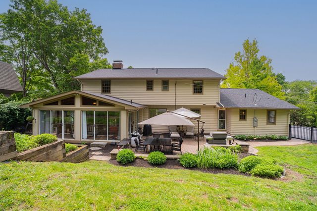 2676 Alliston Court, Columbus, OH 43220