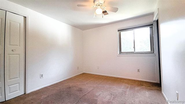 31784 Penn Street, Livonia, MI 48150