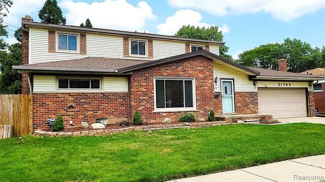 31784 Penn Street, Livonia, MI 48150