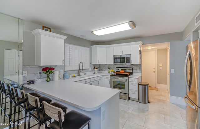 834 S CANCUN Drive, Gilbert, AZ 85233