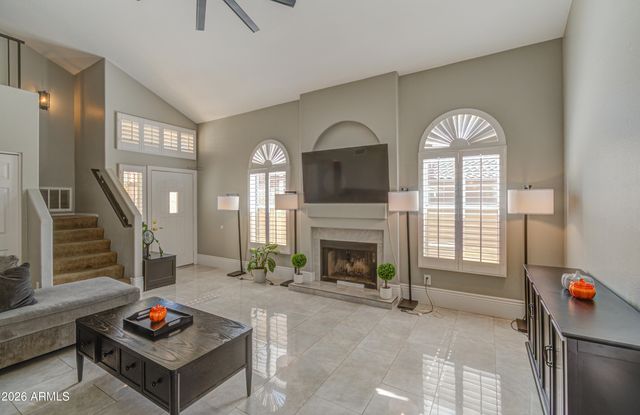 834 S CANCUN Drive, Gilbert, AZ 85233