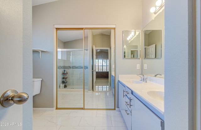834 S CANCUN Drive, Gilbert, AZ 85233