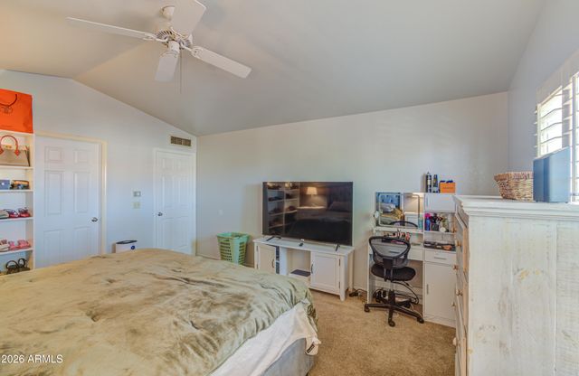 834 S CANCUN Drive, Gilbert, AZ 85233