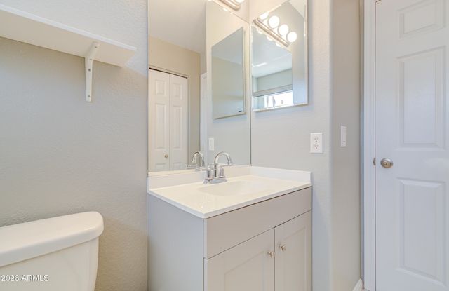 834 S CANCUN Drive, Gilbert, AZ 85233