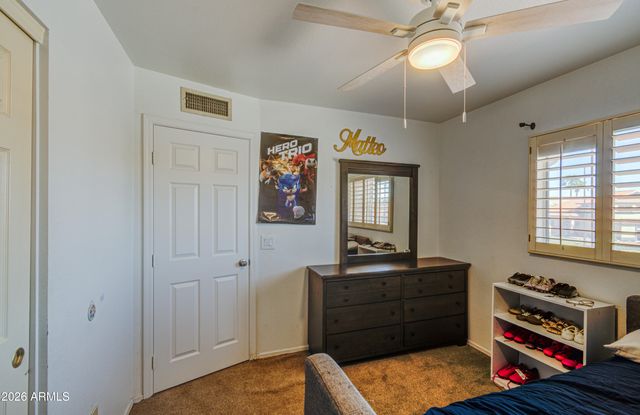 834 S CANCUN Drive, Gilbert, AZ 85233