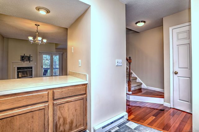 50 Pierce Street APT 27, Plainville, CT 06062