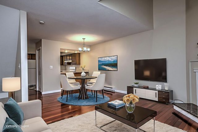 50 Pierce Street APT 27, Plainville, CT 06062