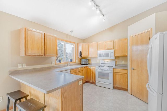 3004 Francis Lane, Elko New Market, MN 55054