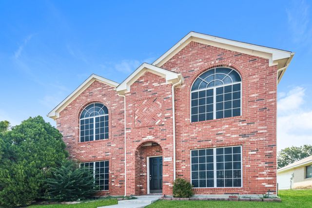 4108 Creekmeadow Drive, Carrollton, TX 75010